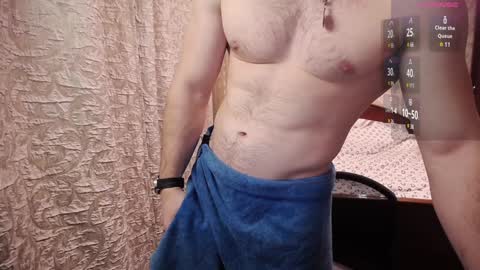 Snapshot of george_fflo chatting on January 20, 1:32 pm George lush is active online show from January 20, 1:32 pm