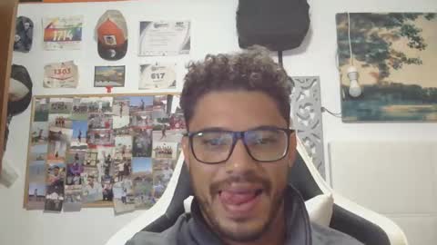 geovannygarrido91 online show from October 26, 9:10 am