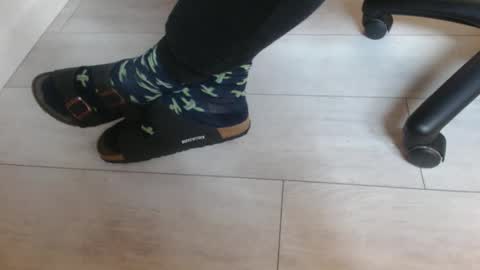 GermanSoleBro online show from April 14, 7:00 am