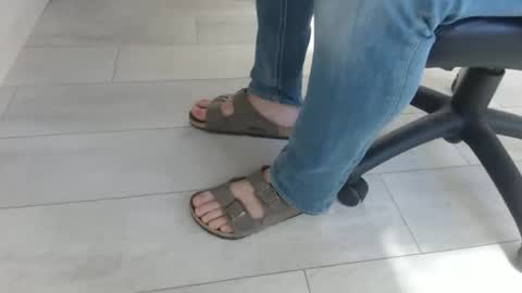 GermanSoleBro online show from March 3, 7:15 am