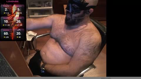 Snapshot of geronimo_431 chatting on October 18, 4:49 am Daddy Jokes online show from October 18, 4:49 am