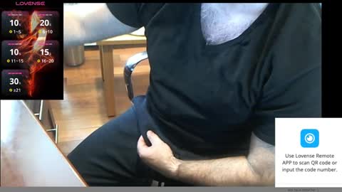 Snapshot of geronimo_431 chatting on February 12, 5:48 pm Daddy Jokes online show from February 12, 5:48 pm