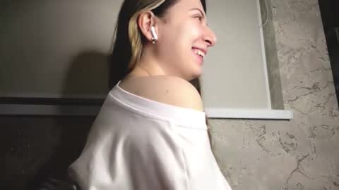 Diana online show from December 2, 4:16 pm