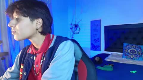 Your Girl  online show from November 11, 1:52 am