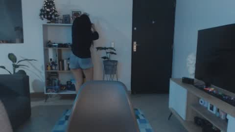 Snapshot of ghost_girl20 chatting on December 15, 1:35 am Im Jenn Next stream Monday - start -5 GMT online show from December 15, 1:35 am