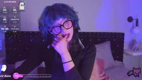 Snapshot of ghosty_doll chatting on September 8, 8:30 pm Allison online show from September 8, 8:30 pm