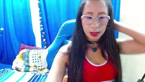 Gia  online show from April 15, 9:48 pm