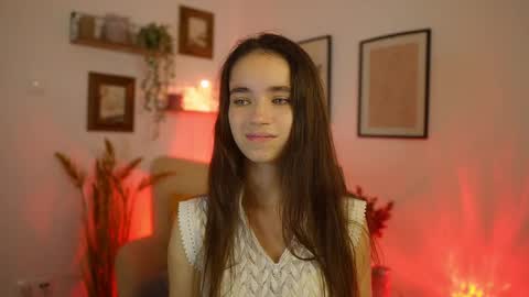 Gia Paige18 online show from September 26, 12:57 pm