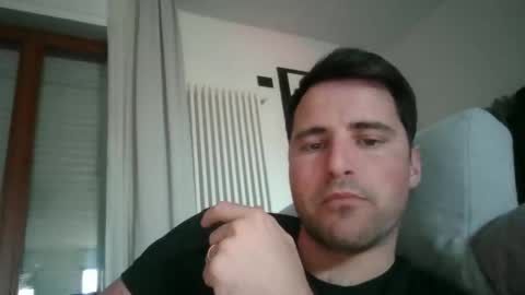 giacomo9669 online show from March 17, 12:32 pm