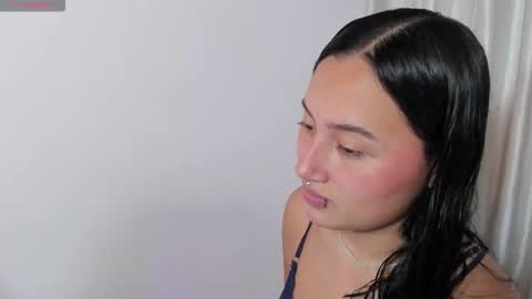 giannagovlea online show from December 19, 12:28 am