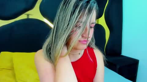 GiaRoussel online show from September 12, 6:21 pm