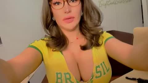 Ms. Abby                    -  IF YOU DEMAND  I DEMAND ASWELL- online show from September 19, 2:16 am