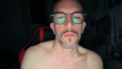 Gigi online show from July 11, 4:28 am