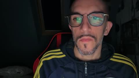 Gigi online show from November 1, 1:39 am