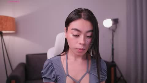 GIGI online show from May 25, 1:55 am