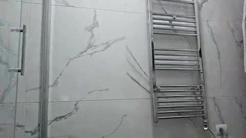 gigis111 online show from January 18, 10:28 pm