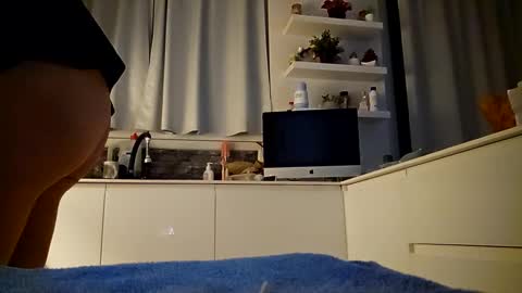 gigis111 online show from February 1, 11:58 pm