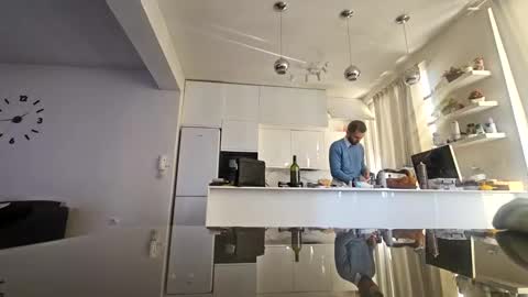 gigis111 online show from March 4, 12:44 pm