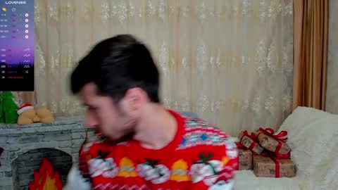 gilbertogonzales online show from December 8, 6:33 am