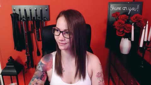 gina_hotlick online show from April 7, 4:03 am