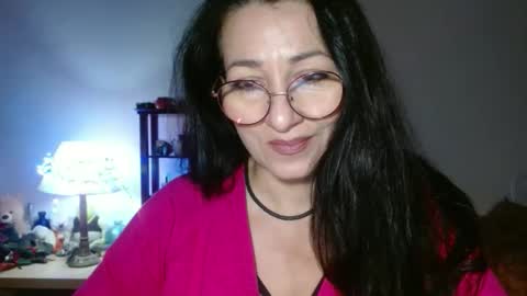 GinaONeon online show from January 6, 8:24 pm