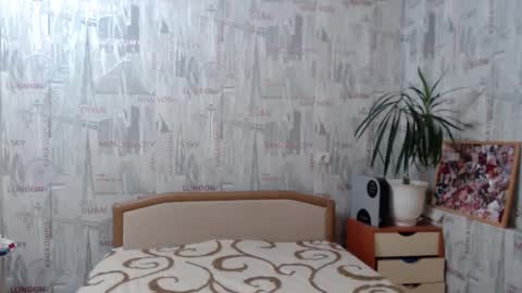 ginaxsoulah   online show from October 9, 2:00 pm