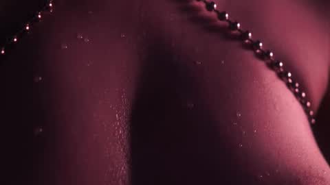        im expecting 350 thumbs up on my altar   online show from March 7, 4:23 am