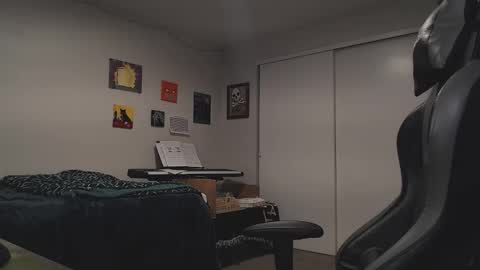 gingervial online show from November 6, 1:41 am