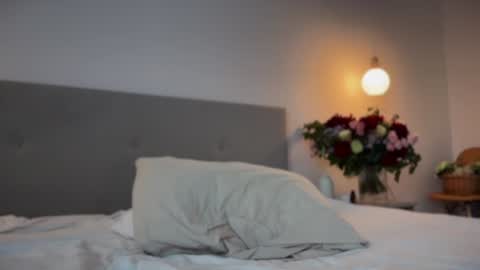 Sabi ------ online show from October 13, 6:15 am