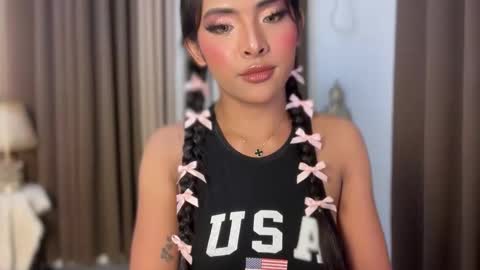 queen ronna online show from March 9, 12:10 pm