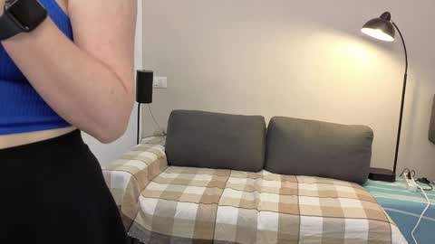 Girlfriend online show from April 8, 3:37 pm