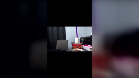 girlpinkxx online show from December 4, 10:20 pm