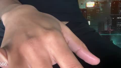 Snapshot of girlsonlyy666 chatting on February 24, 5:42 pm girlsonlyy666 online show from February 24, 5:42 pm