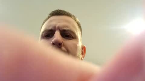 Snapshot of girthylax51 chatting on January 4, 12:05 am BIG K online show from January 4, 12:05 am