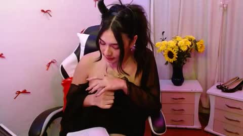 giselle_greey online show from October 2, 7:18 am