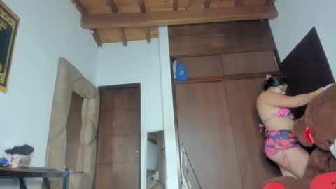 . Gisel Reyes . online show from January 15, 5:05 am