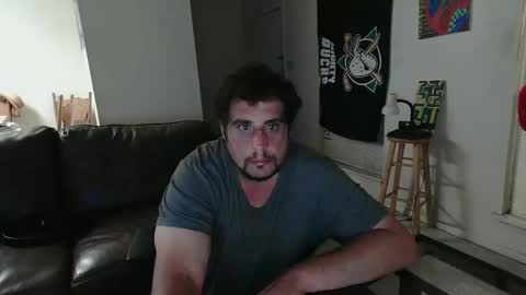 Snapshot of gitmehard008 chatting on September 10, 5:52 am gitmehard008 online show from September 10, 5:52 am