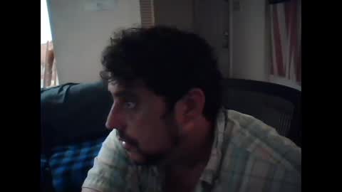 Snapshot of gitmehard008 chatting on December 20, 7:01 am gitmehard008 online show from December 20, 7:01 am