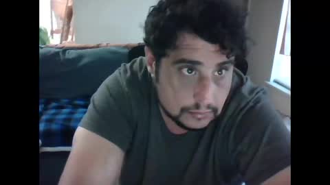 Snapshot of gitmehard008 chatting on December 11, 8:18 pm gitmehard008 online show from December 11, 8:18 pm