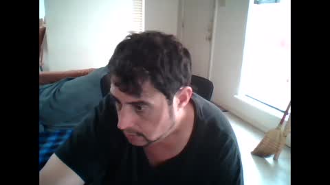 Snapshot of gitmehard008 chatting on March 9, 5:17 pm gitmehard008 online show from March 9, 5:17 pm