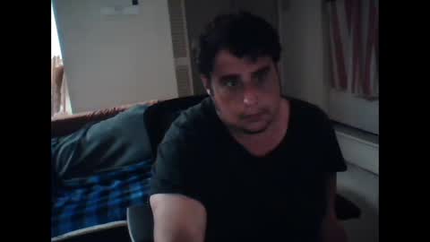 Snapshot of gitmehard008 chatting on February 6, 3:27 am gitmehard008 online show from February 6, 3:27 am