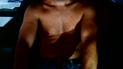 giuseppevai1 online show from July 24, 4:59 pm