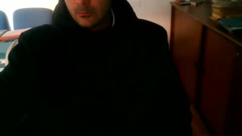 giuseppevai1 online show from March 25, 8:10 am