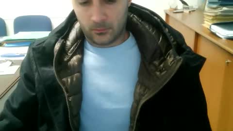 giuseppevai1 online show from April 3, 5:53 pm