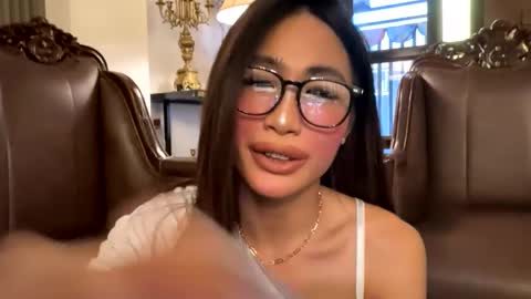 gleiahong online show from March 20, 4:39 am