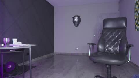 Matthew .. for short call me Matt online show from November 29, 5:15 am