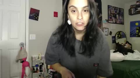 Snapshot of glitterspace chatting on October 23, 4:14 am anna online show from October 23, 4:14 am