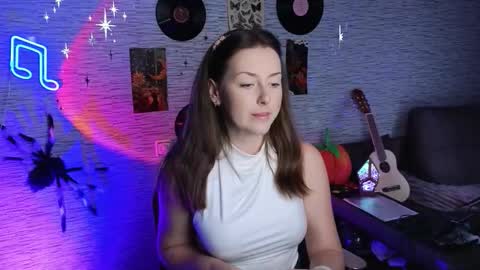 Snapshot of glo_lo chatting on November 1, 2:38 pm Bye everybody Ill be online Monday December 2nd Saturday and Sunday off online show from November 1, 2:38 pm