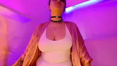 Mimi online show from September 25, 10:17 pm