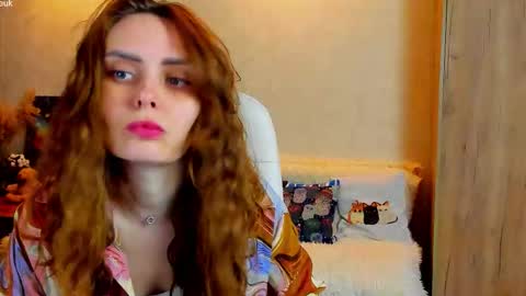 Gloria Wood online show from March 30, 6:52 pm